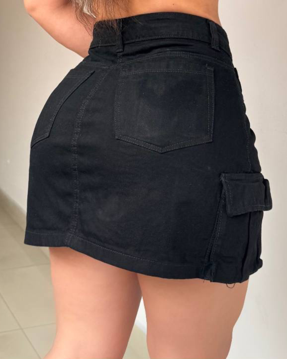 Falda Jean camuflada corta