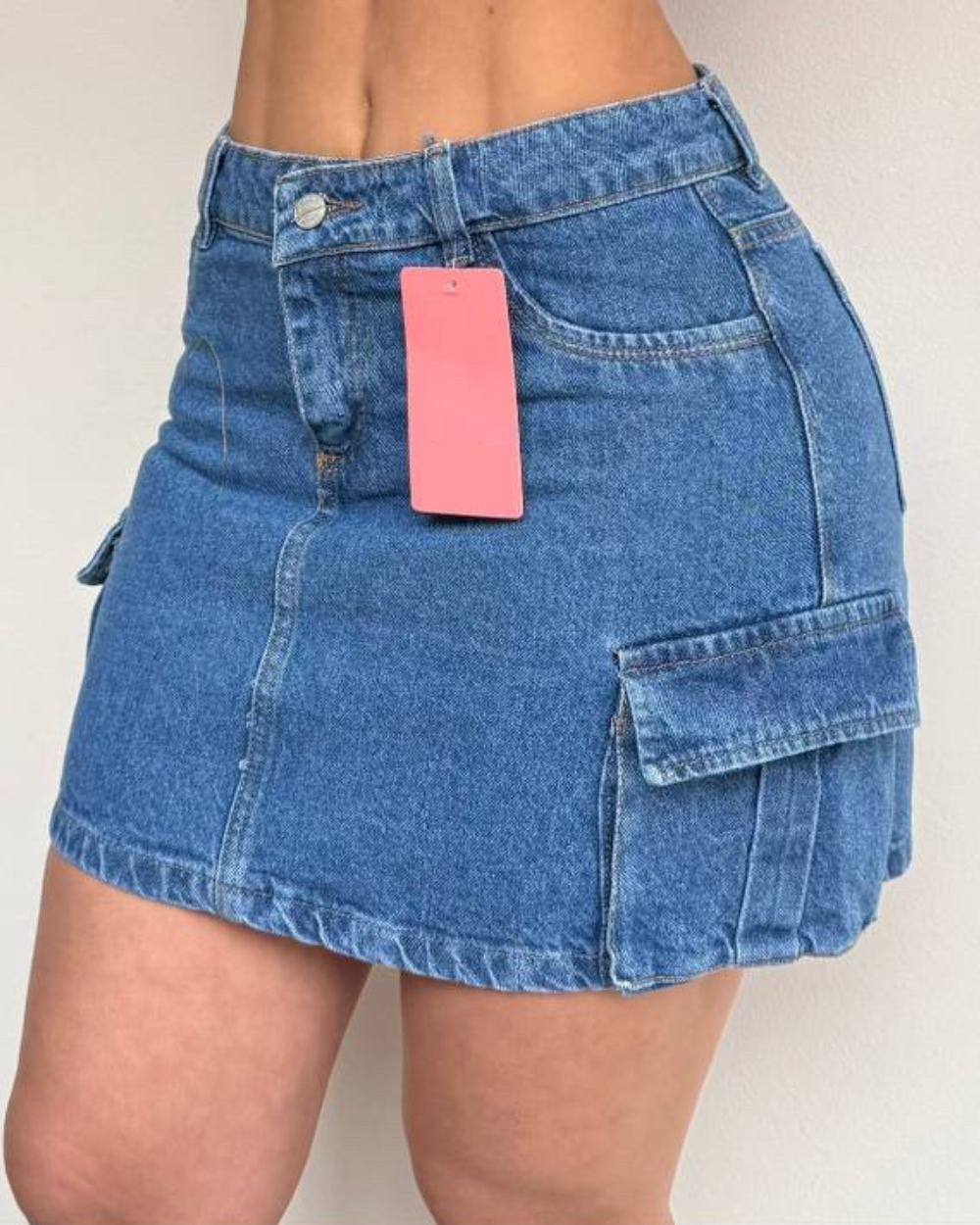 Falda Jean camuflada corta