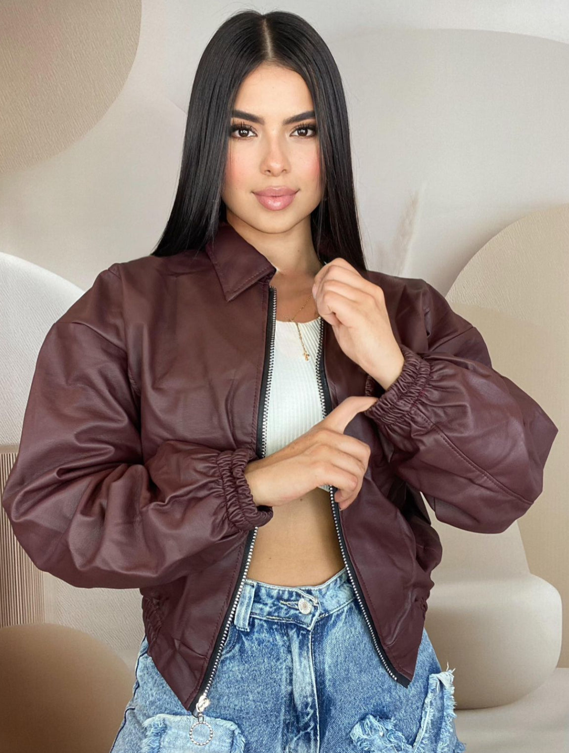 Chaqueta de Cuero Sintético Mujer Estilo Casual y Urbano – Atogob