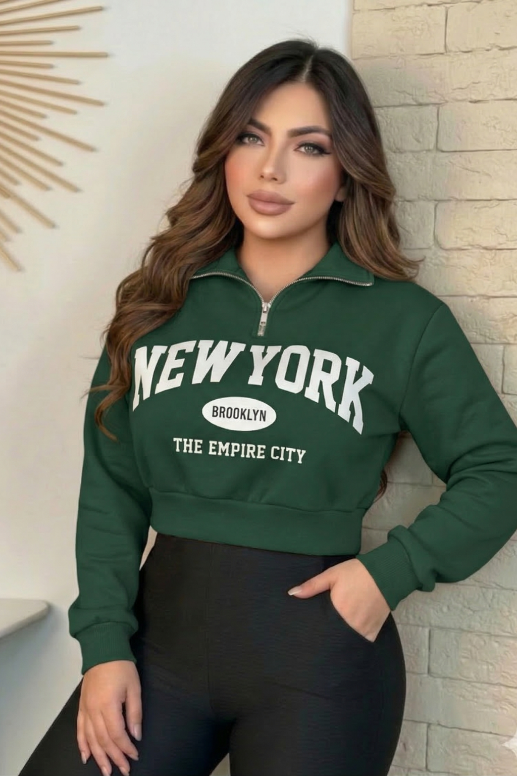 Buzo con cremallera y estampado