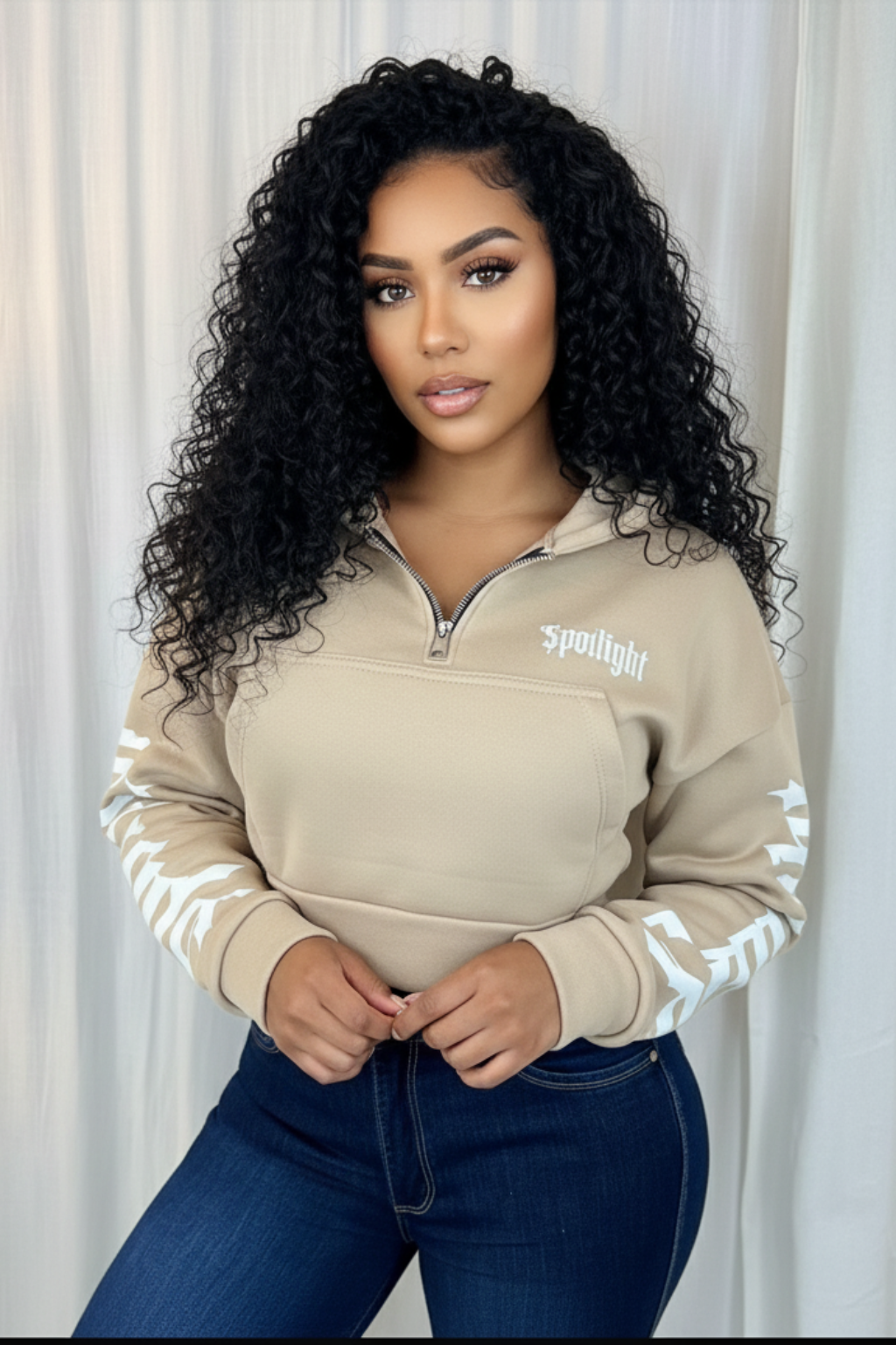 Buzo  para mujer  con estampado y cierre frontal