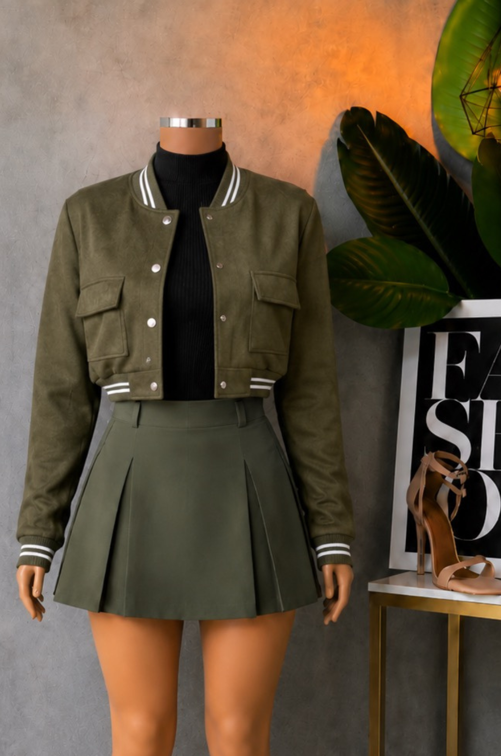 Conjunto Chaqueta Beisbolera + Blusa Cuello + Falda Prences