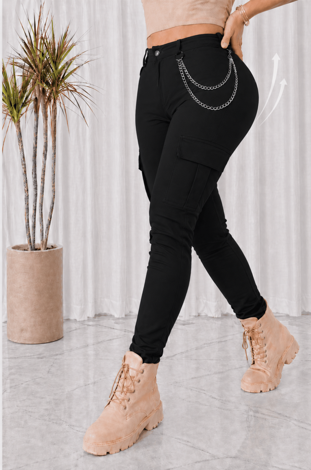 Pantalon al cuerpo con bolsillos