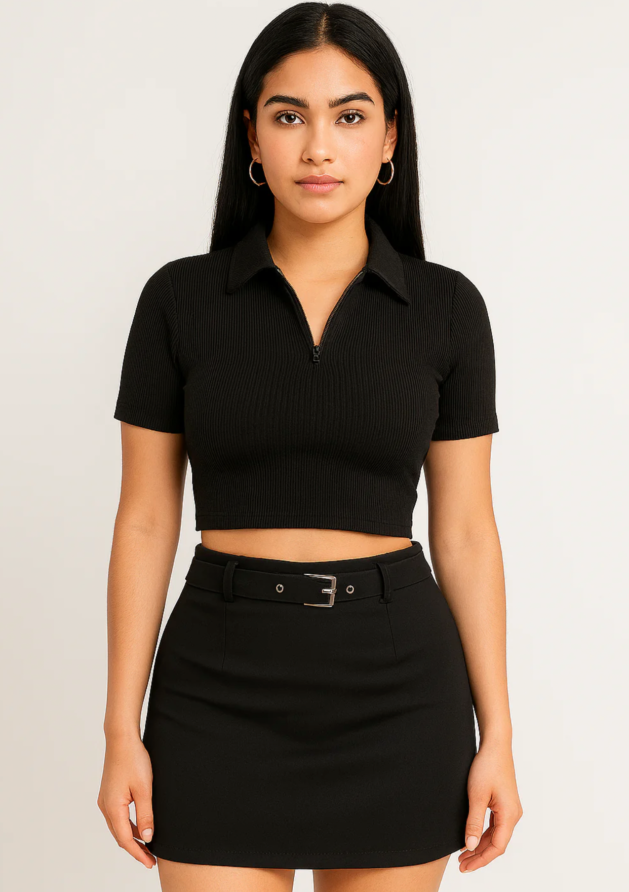 Conjunto Blusa cuello alto y Falda con correa