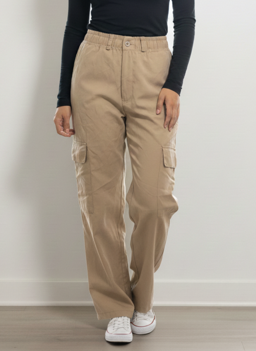 Pantalon Bota recta estilo cargo