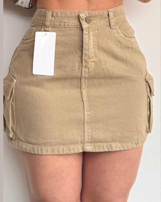 Falda Jean camuflada corta