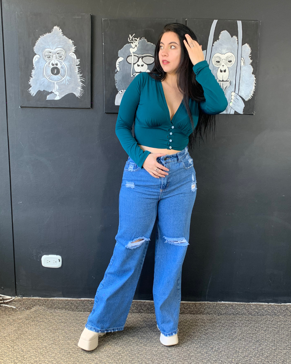 Conjunto Blusa Blusa Cuello V  y Jean Bota Recta
