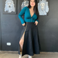 Conjunto Blusa cuello V y Falda larga