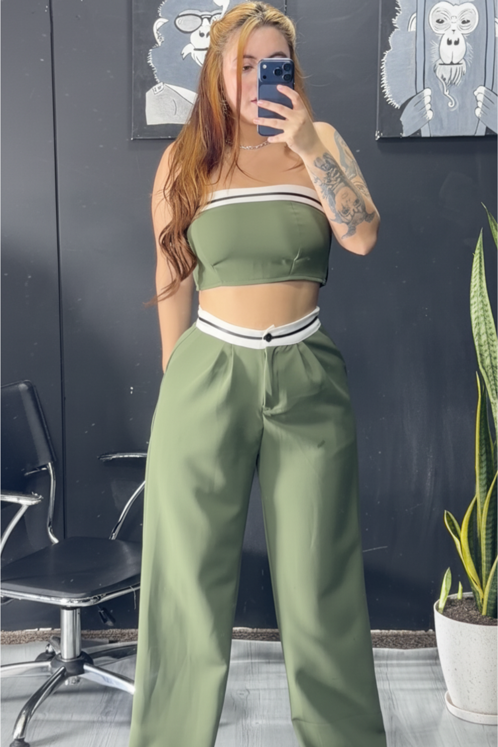 Conjunto Mujer Strapless y Pantalón Bota Recta