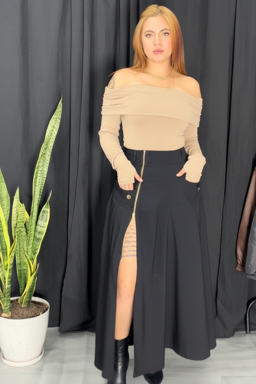Conjunto Blusa Bandeja y Falda larga