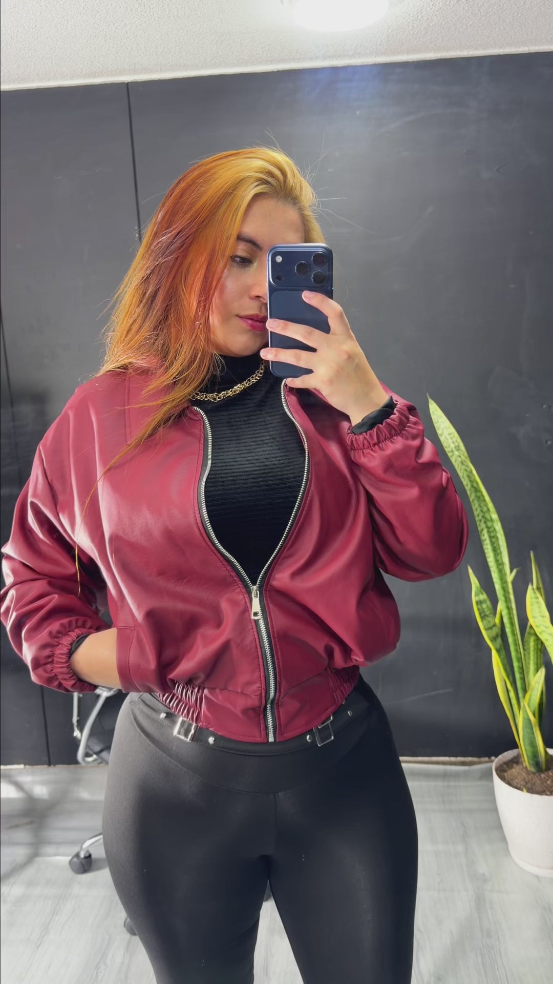 Conjunto Chaqueta, blusa y leggis