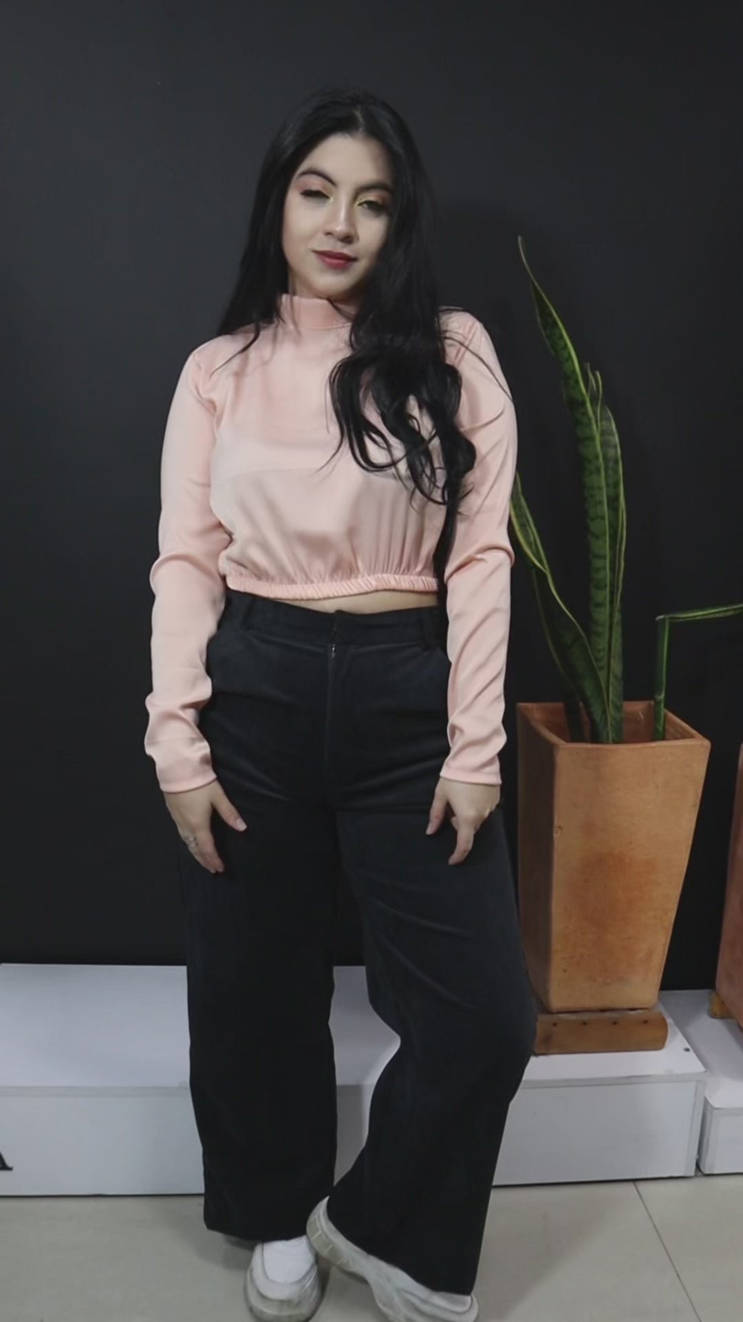 Blusa formal con escote en espalda